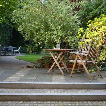 Gaestezimmer Mit Garten In Fischeln クレーフェルト エクステリア 写真