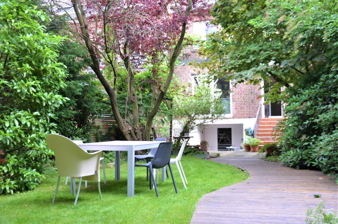 Gaestezimmer Mit Garten In Fischeln クレーフェルト エクステリア 写真