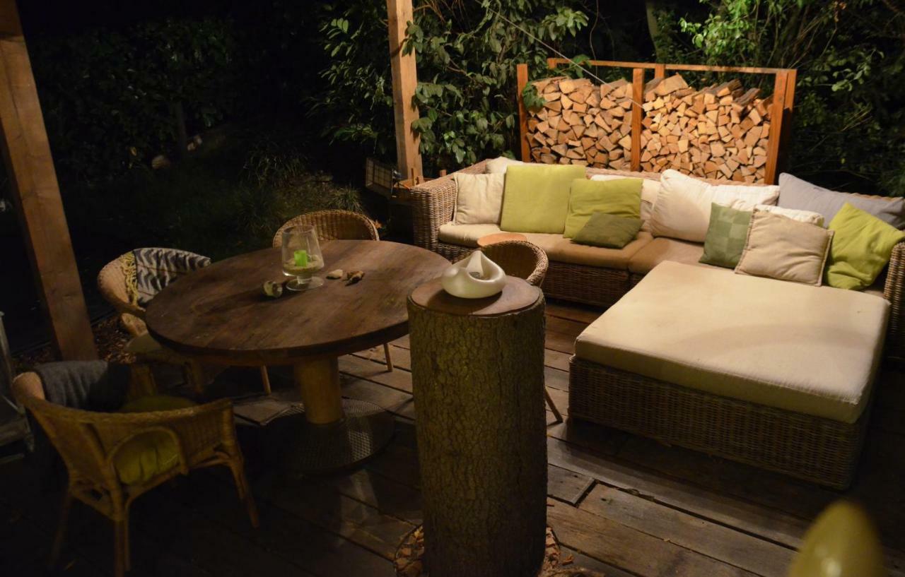 Gaestezimmer Mit Garten In Fischeln クレーフェルト エクステリア 写真